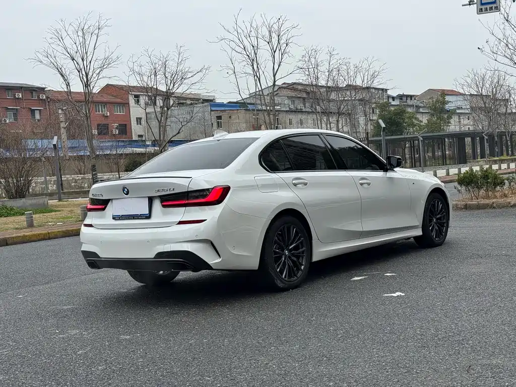 BMW 3 Series — фото 14