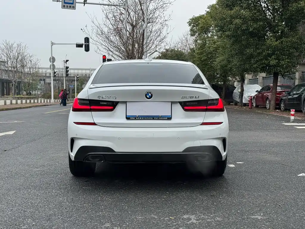 BMW 3 Series — фото 15