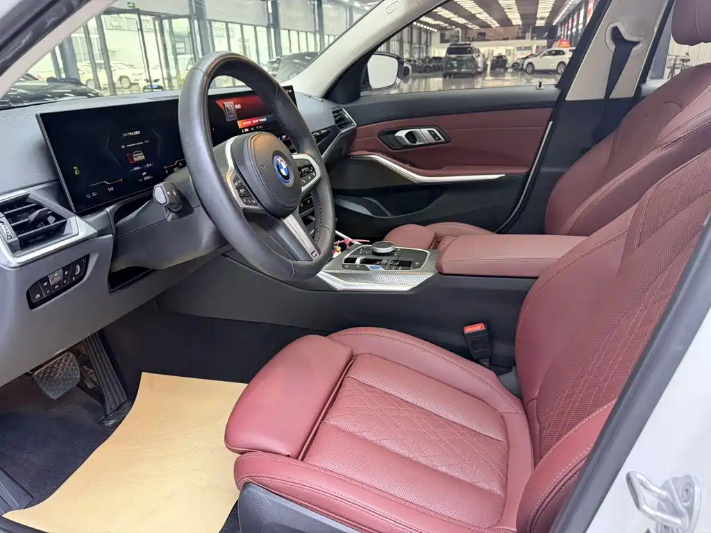 BMW i3 — фото 11