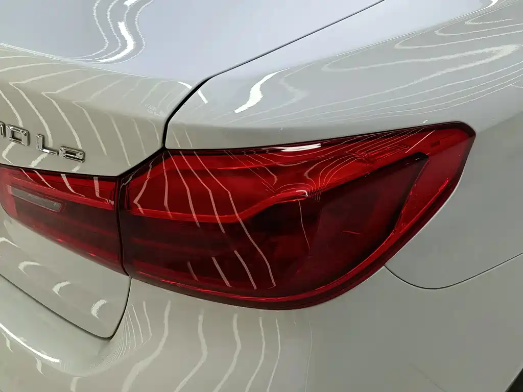 BMW 5 Series New Energy — фото 10