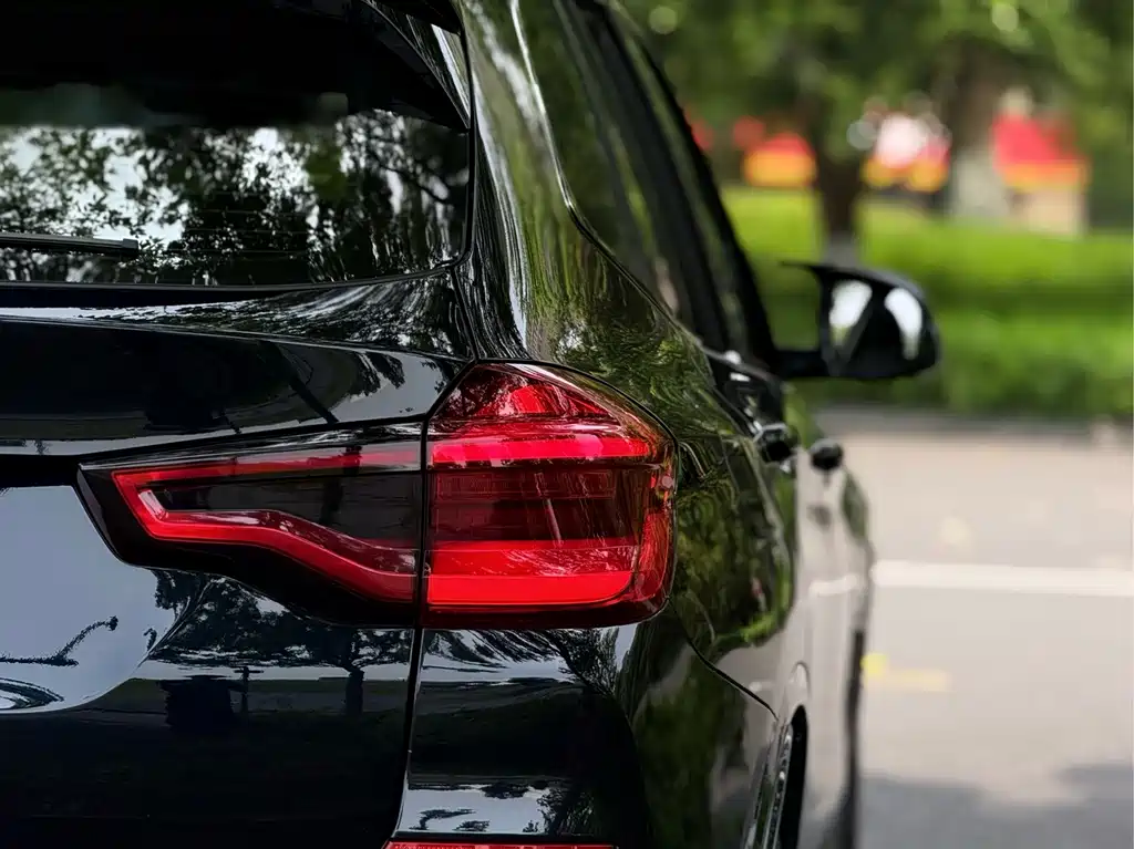 BMW X3 — фото 18
