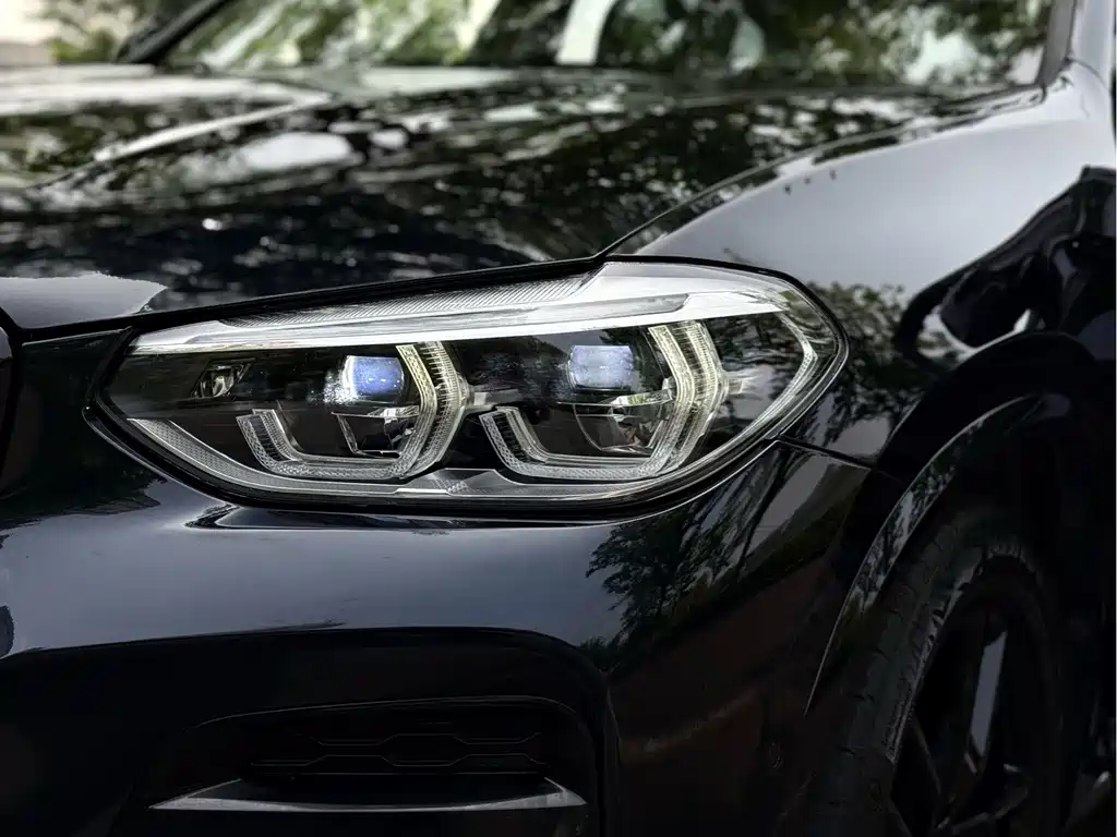 BMW X3 — фото 19
