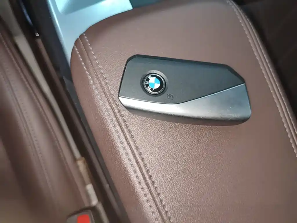 BMW X1 — фото 9