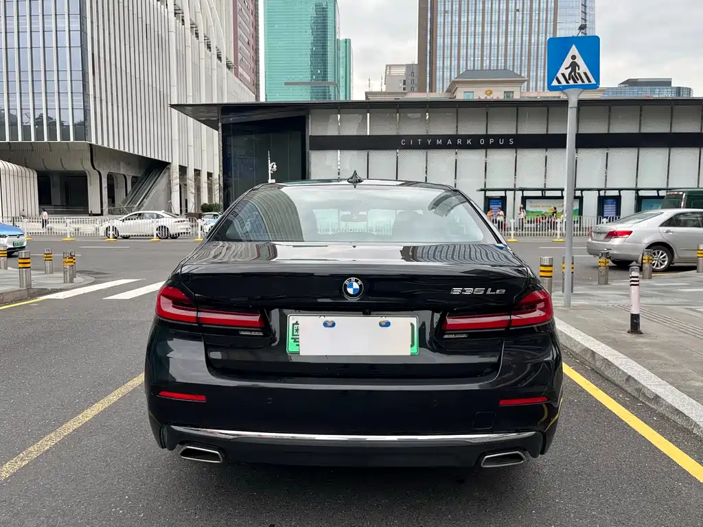 BMW 5 Series New Energy — фото 11