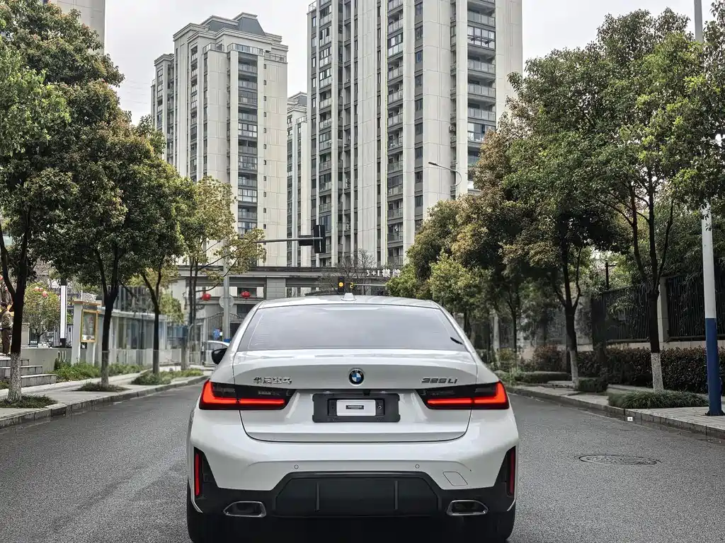 BMW 3 Series — фото 14