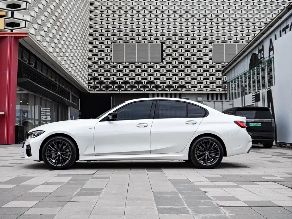 BMW 3 Series — фото 2