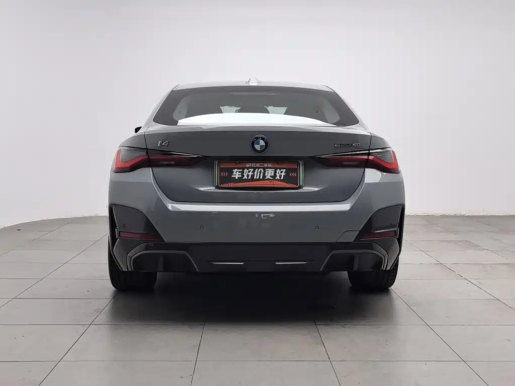BMW i4 — фото 4