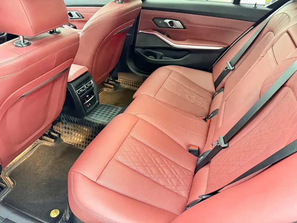BMW 3 Series — фото 10