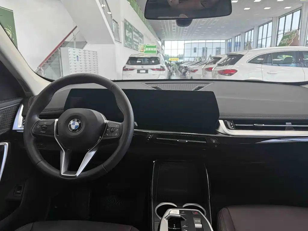 BMW X1 — фото 19