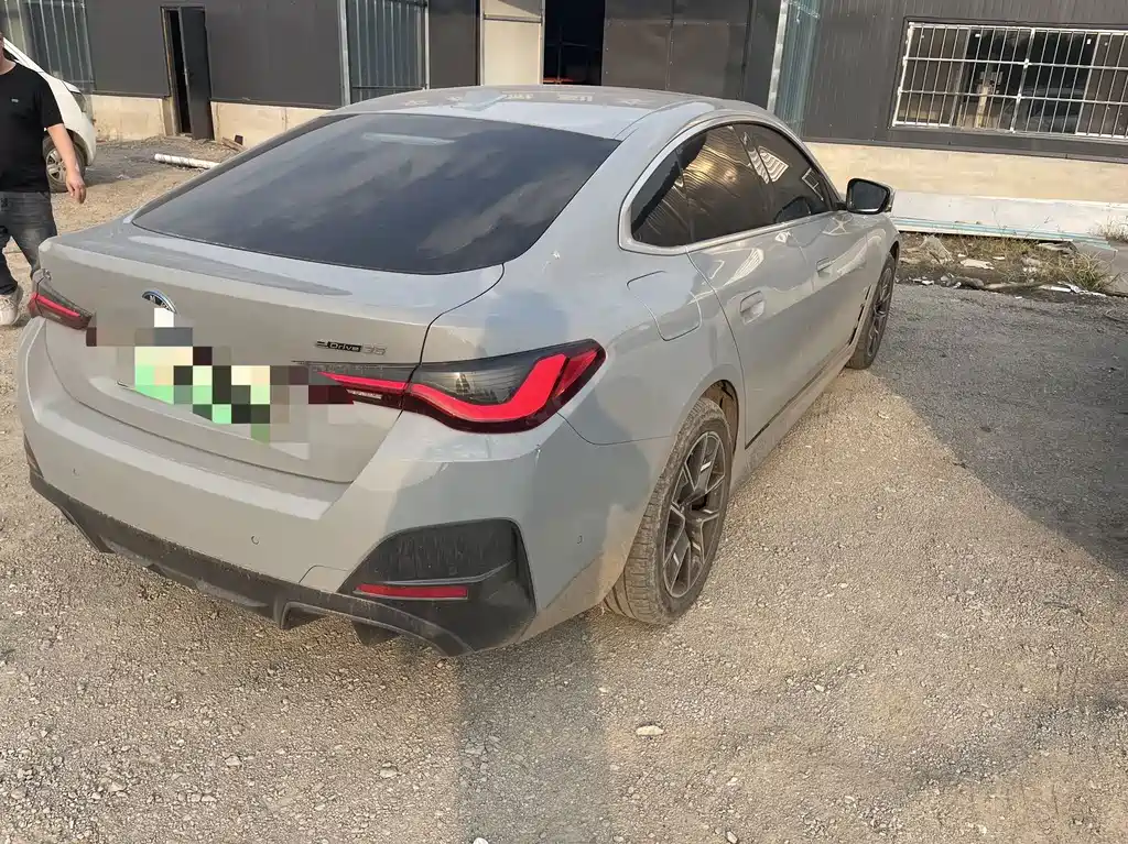 BMW i4 — фото 2