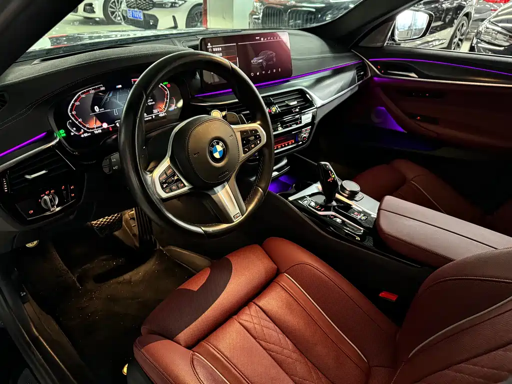 BMW 5 Series — фото 4