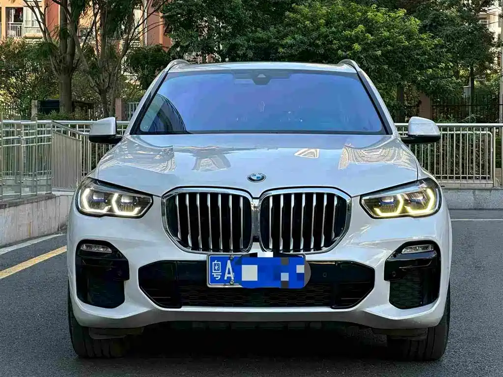 BMW X5 (Import) — фото 3