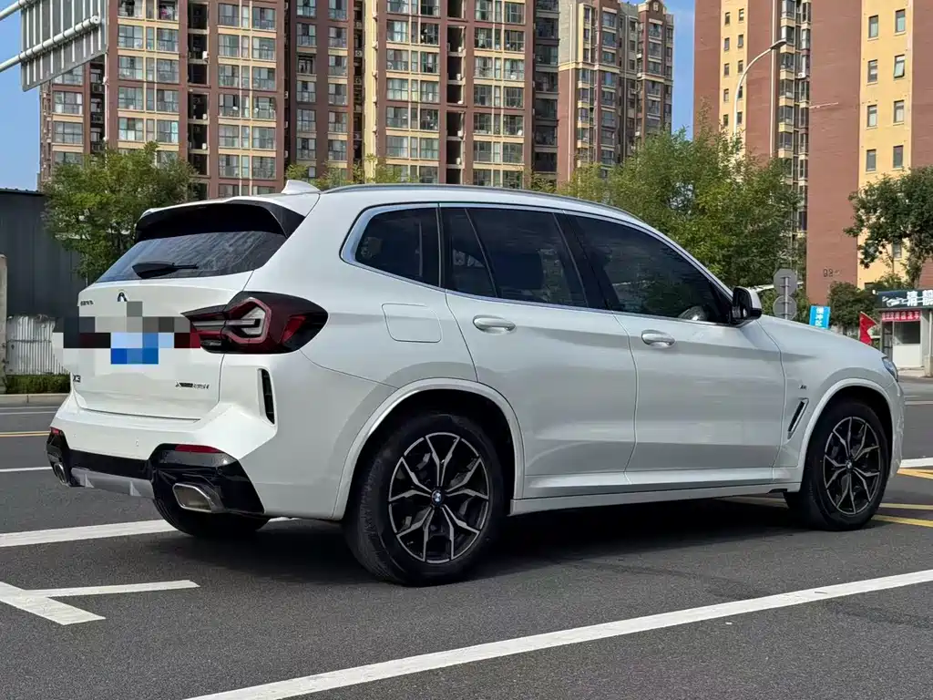 BMW X3 — фото 17