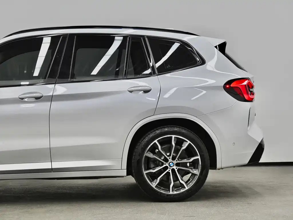 BMW X3 — фото 21
