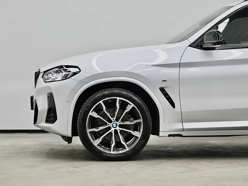 BMW X3 — фото 23