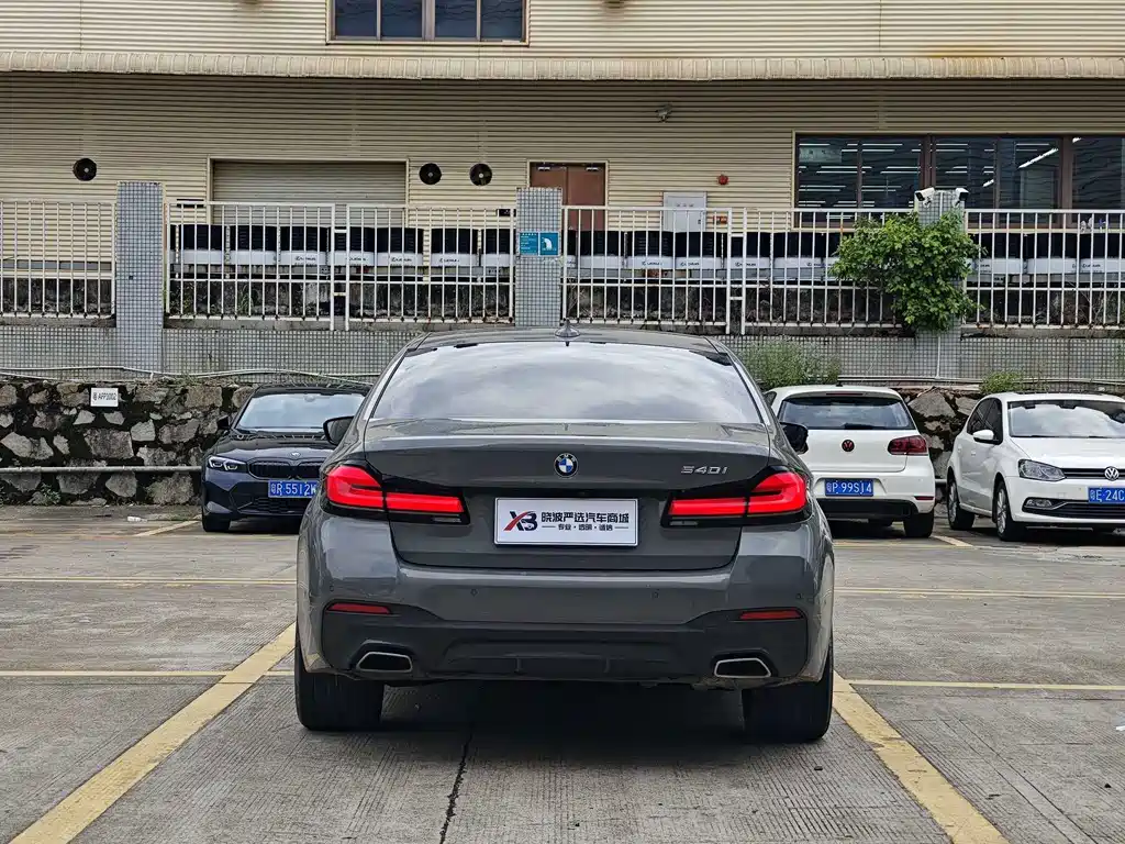 BMW 5 Series (Import) — фото 14