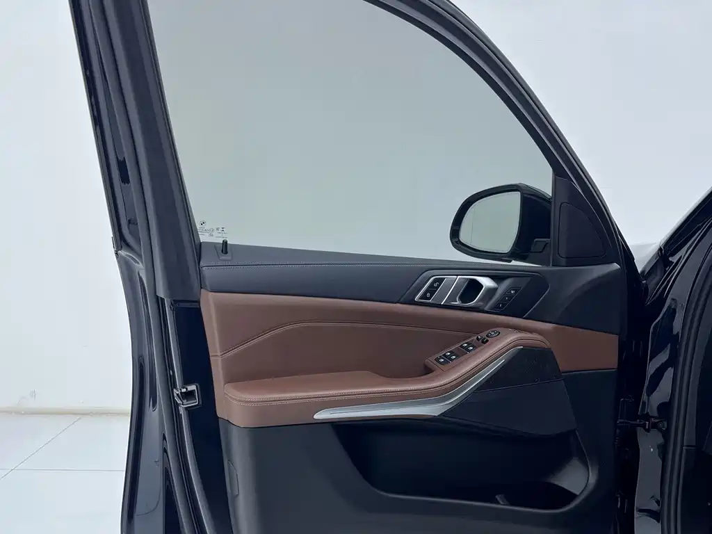 BMW X5 (Import) — фото 11
