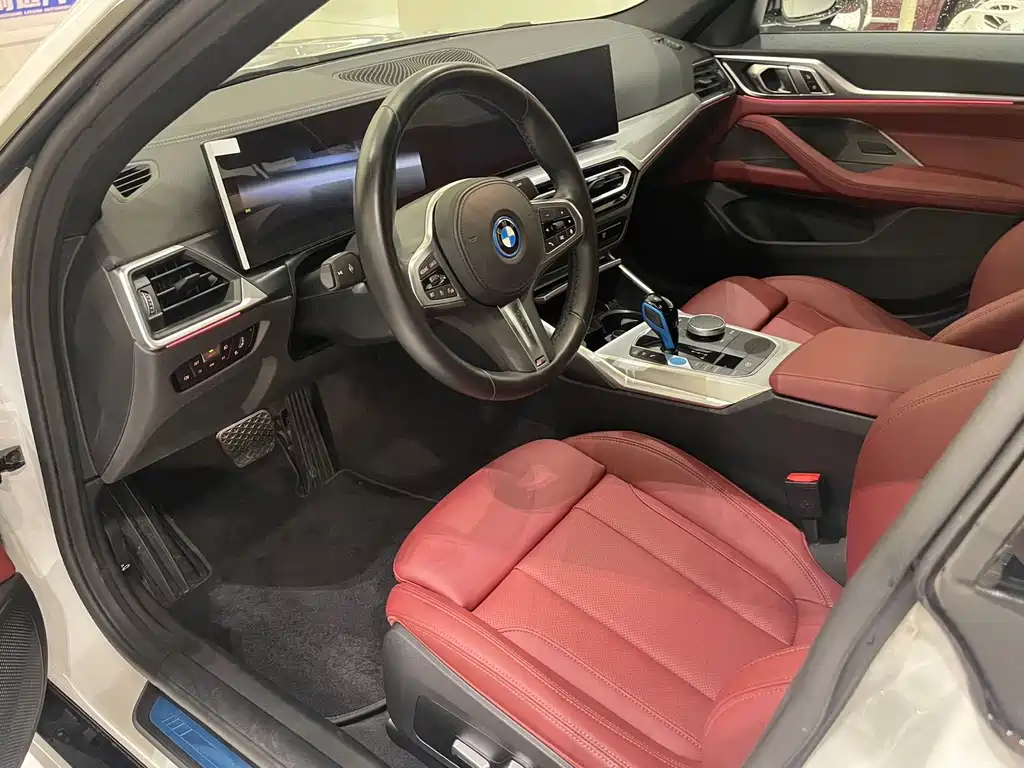 BMW i4 — фото 6