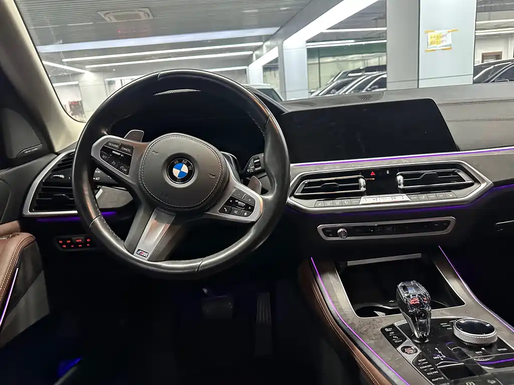 BMW X5 (Import) — фото 8
