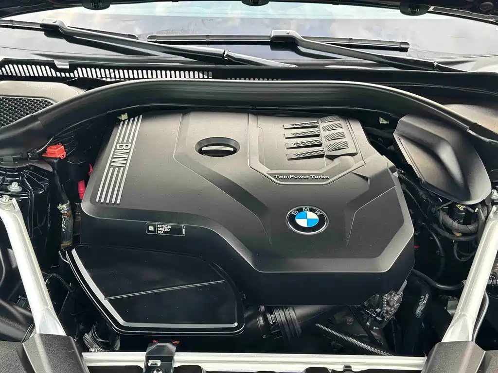 BMW 5 Series — фото 23