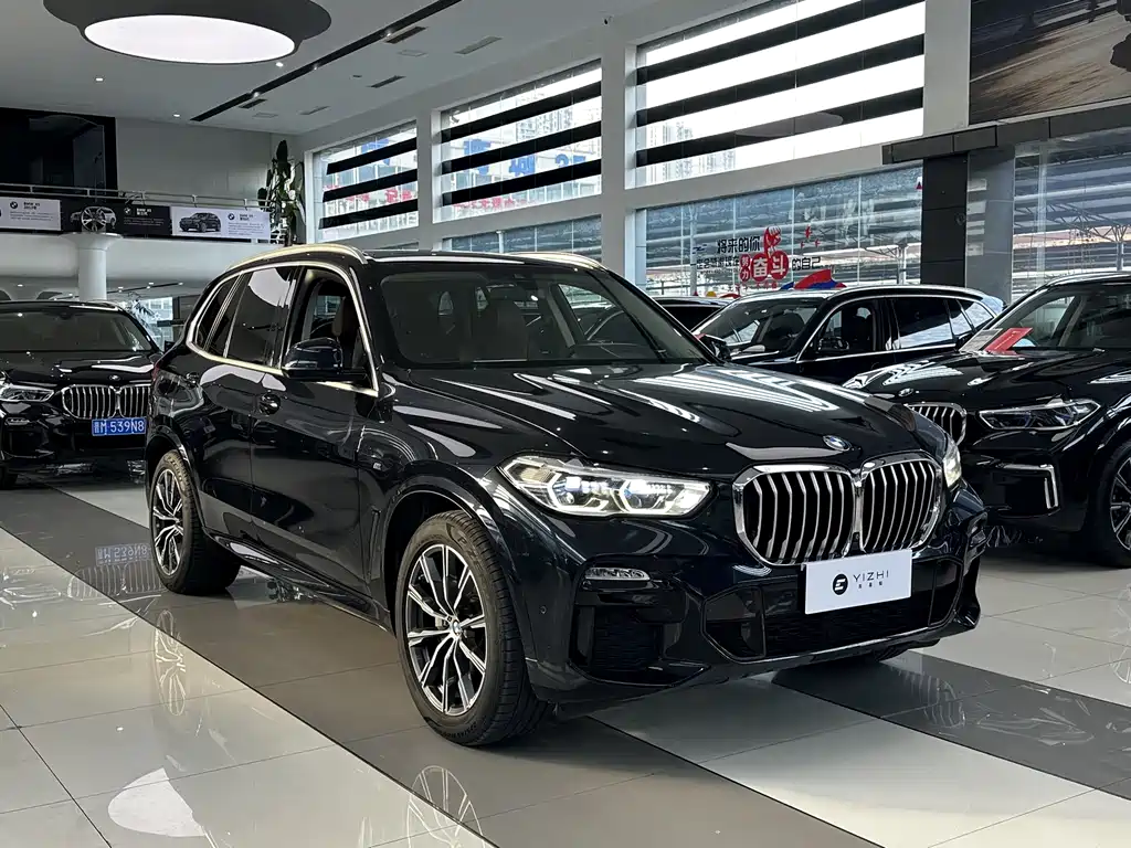 BMW X5 (Import) — фото 3
