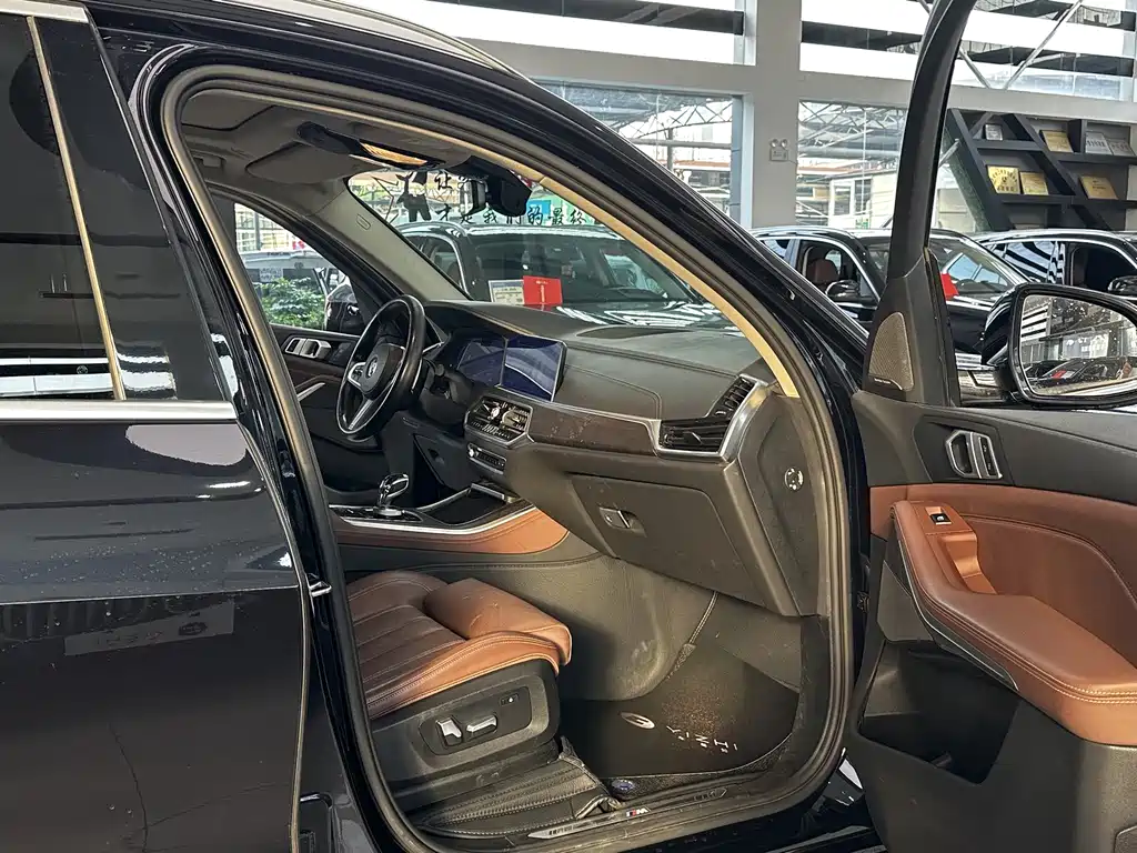 BMW X5 (Import) — фото 8