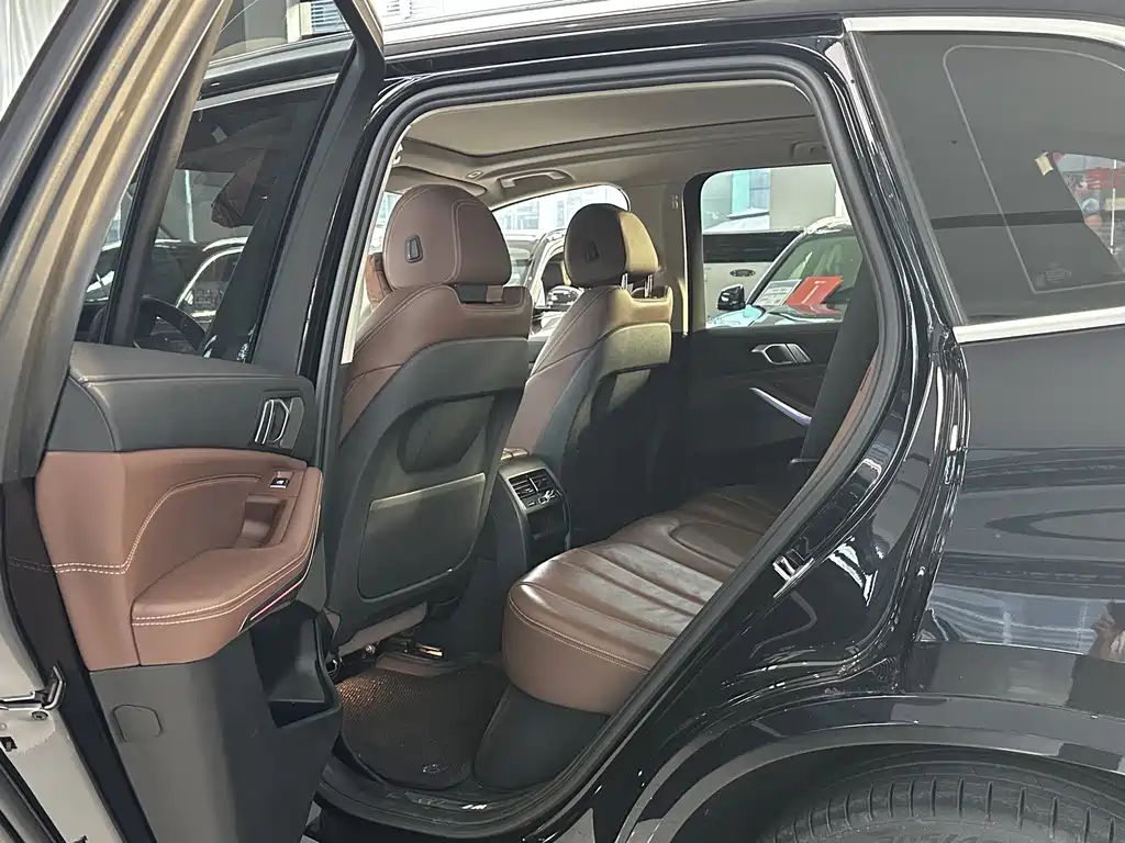 BMW X5 (Import) — фото 10
