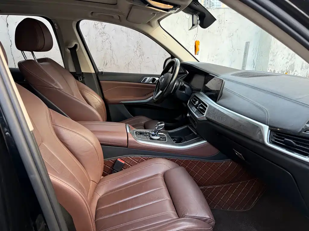 BMW X5 (Import) — фото 22