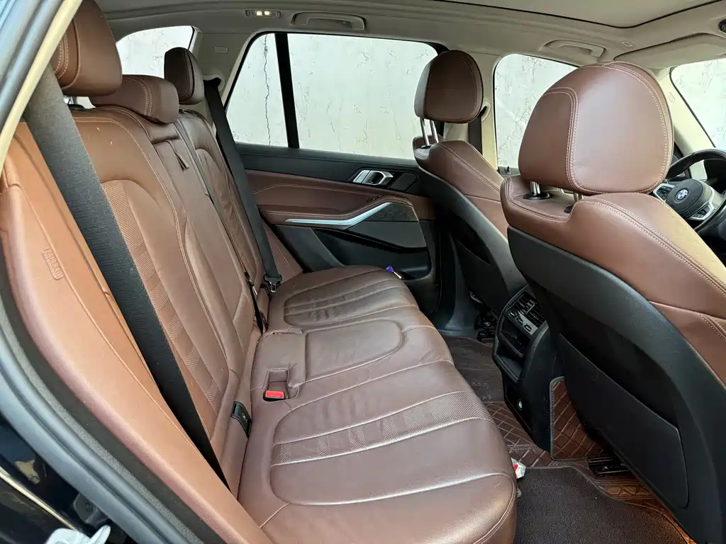 BMW X5 (Import) — фото 24