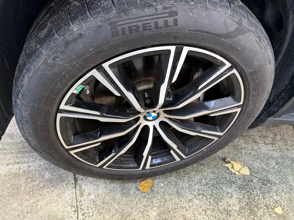 BMW X5 (Import) — фото 4