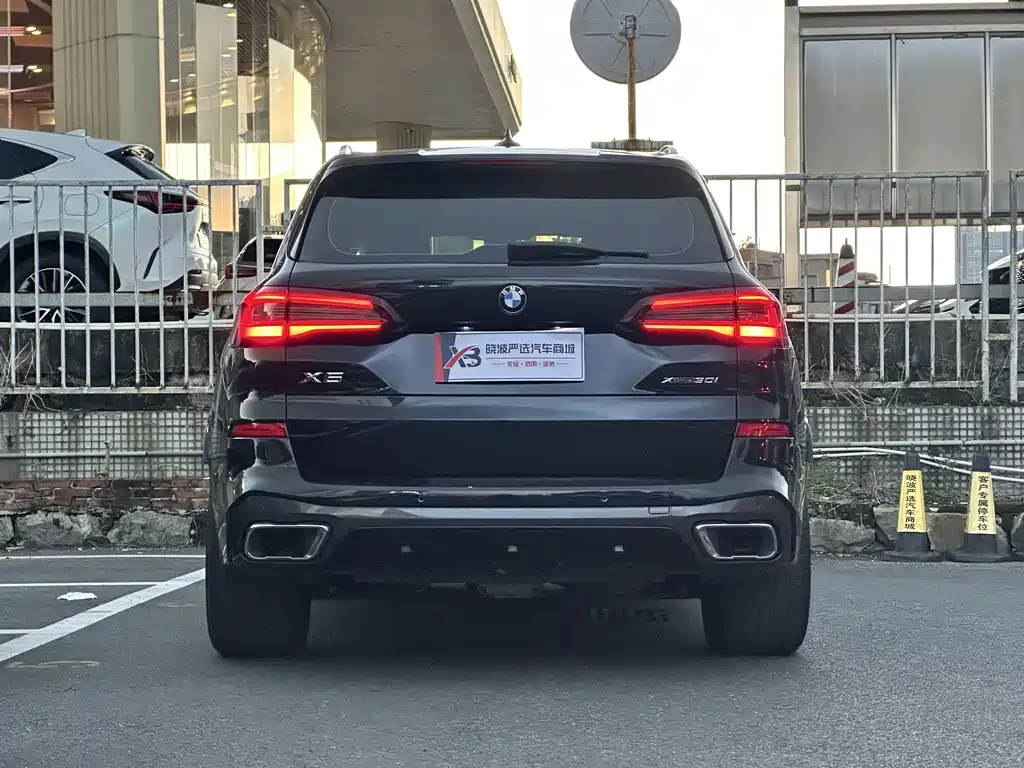 BMW X5 (Import) — фото 3