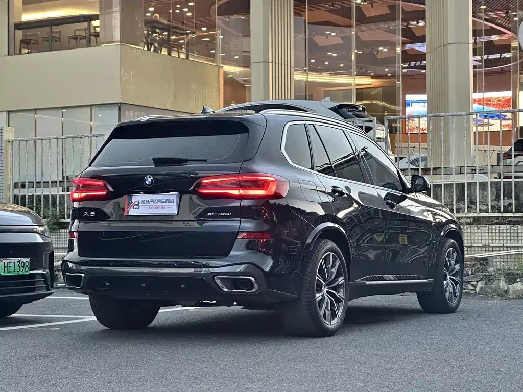 BMW X5 (Import) — фото 4