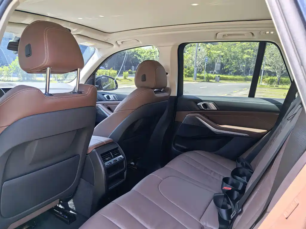 BMW X5 (Import) — фото 14
