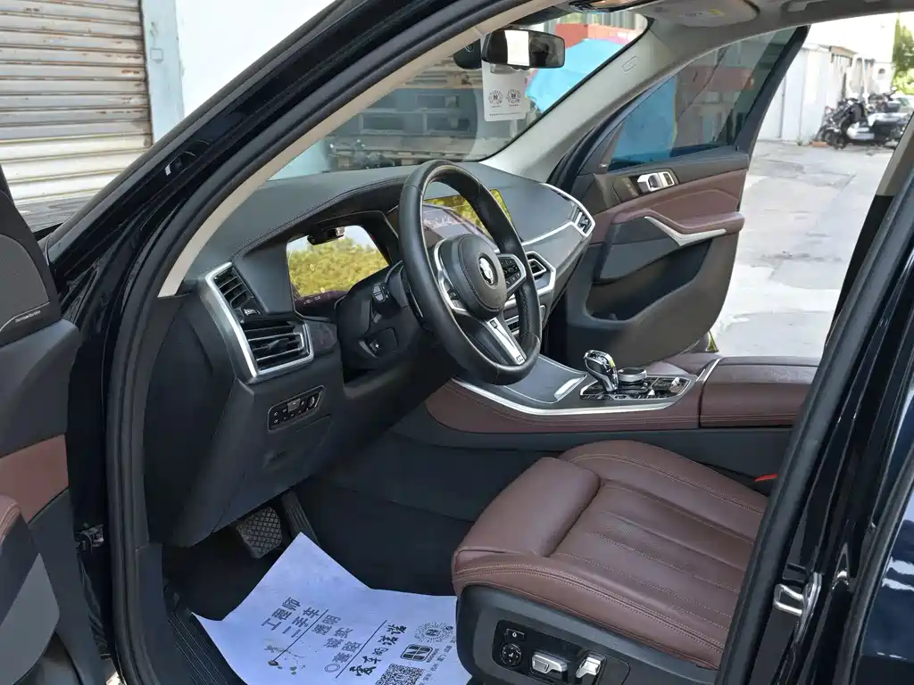 BMW X5 (Import) — фото 10