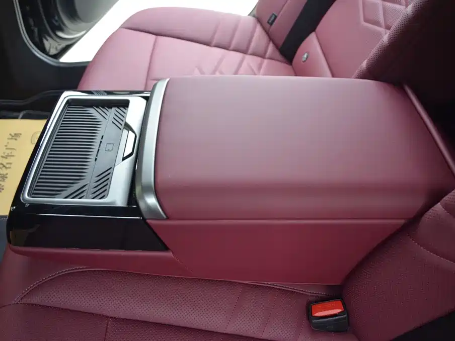 BMW 5 Series — фото 13