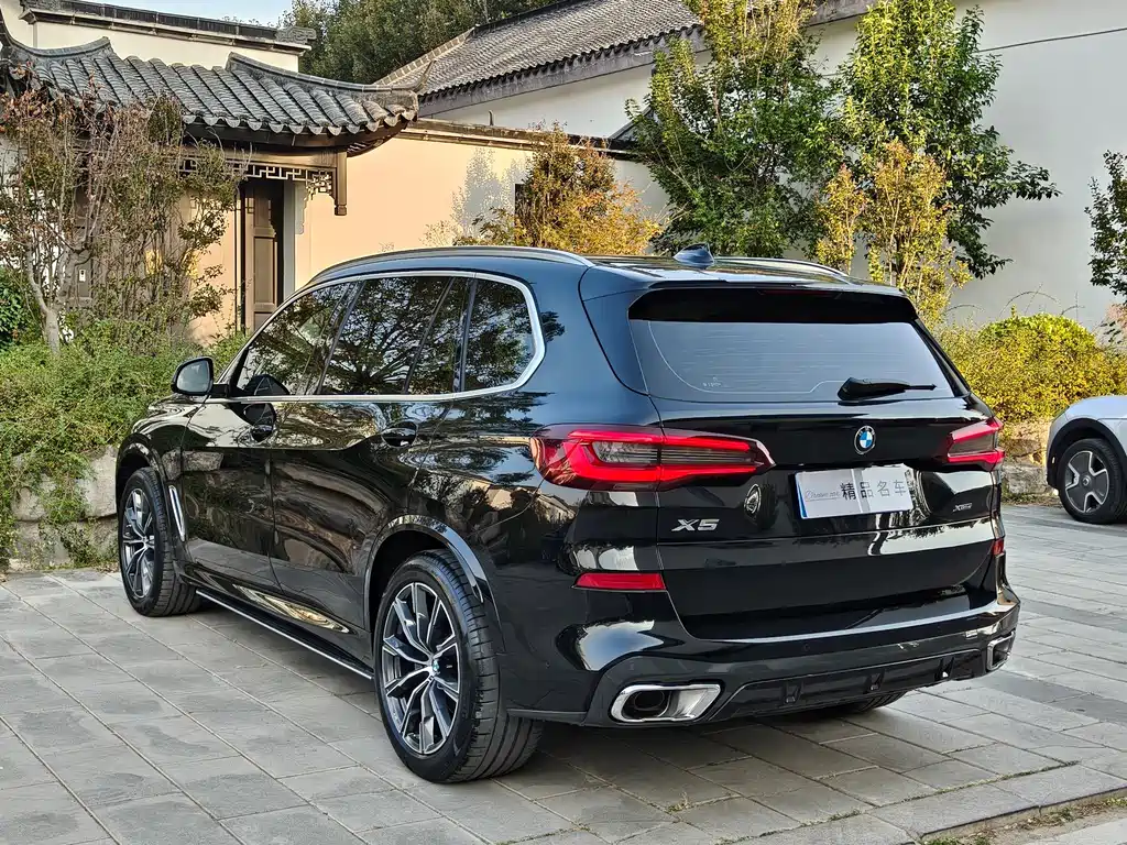 BMW X5 — фото 5