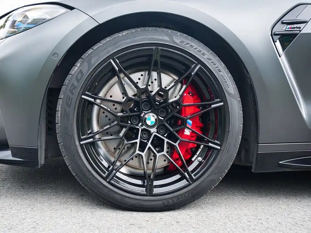 BMW M4 — фото 14