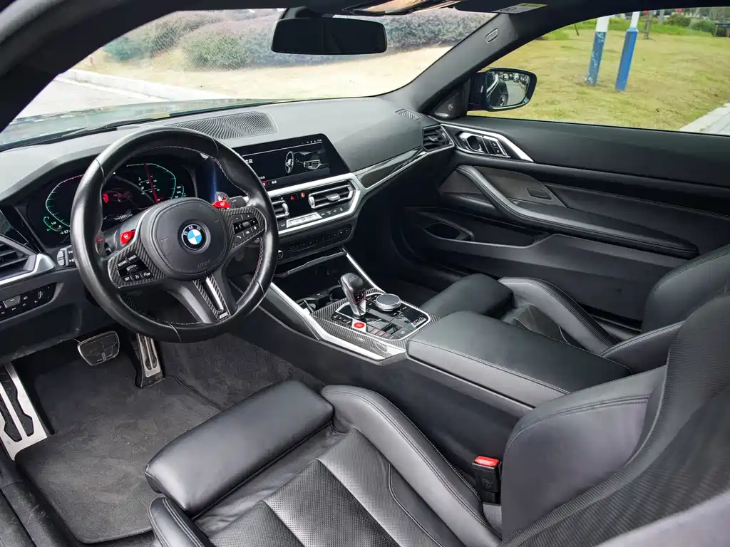 BMW M4 — фото 9