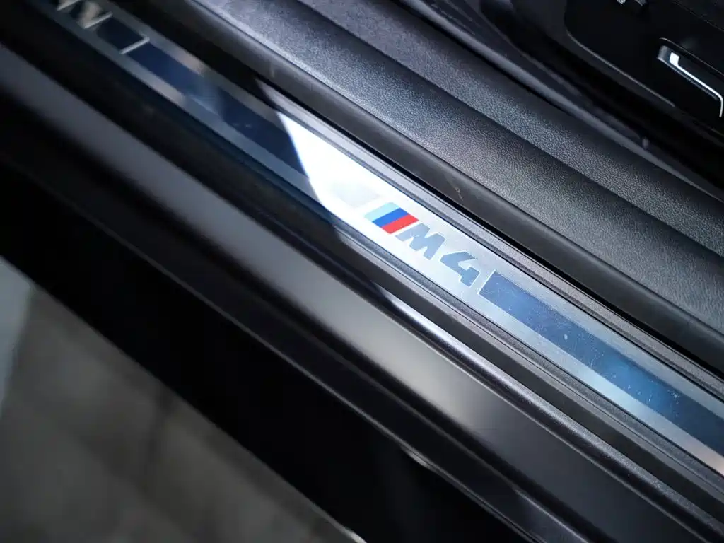 BMW M4 — фото 25