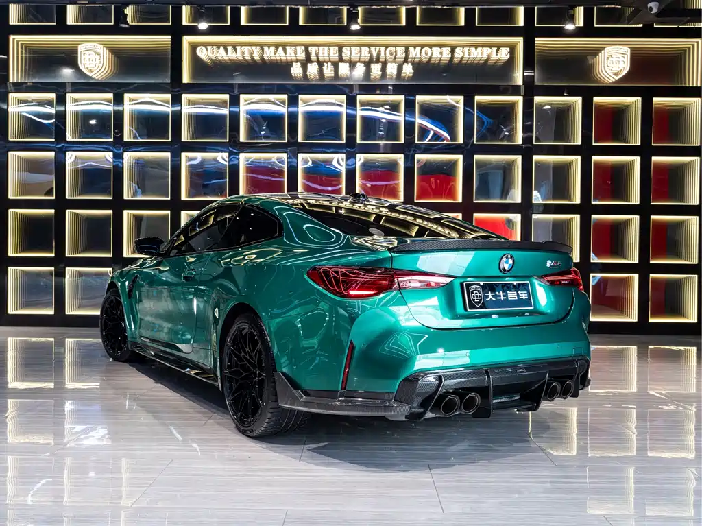 BMW M4 — фото 4