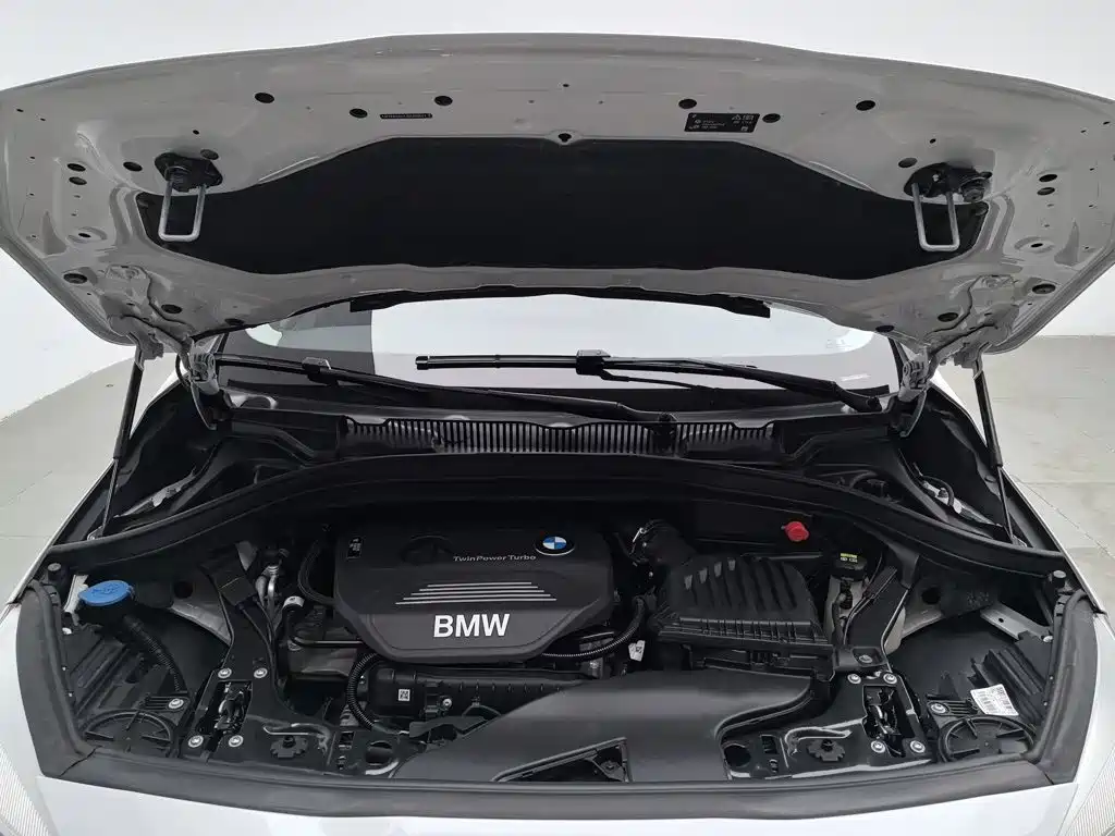BMW 2 Series Active Tourer — фото 6