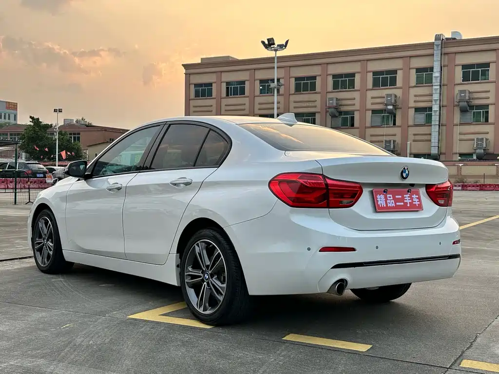 BMW 1 Series — фото 13