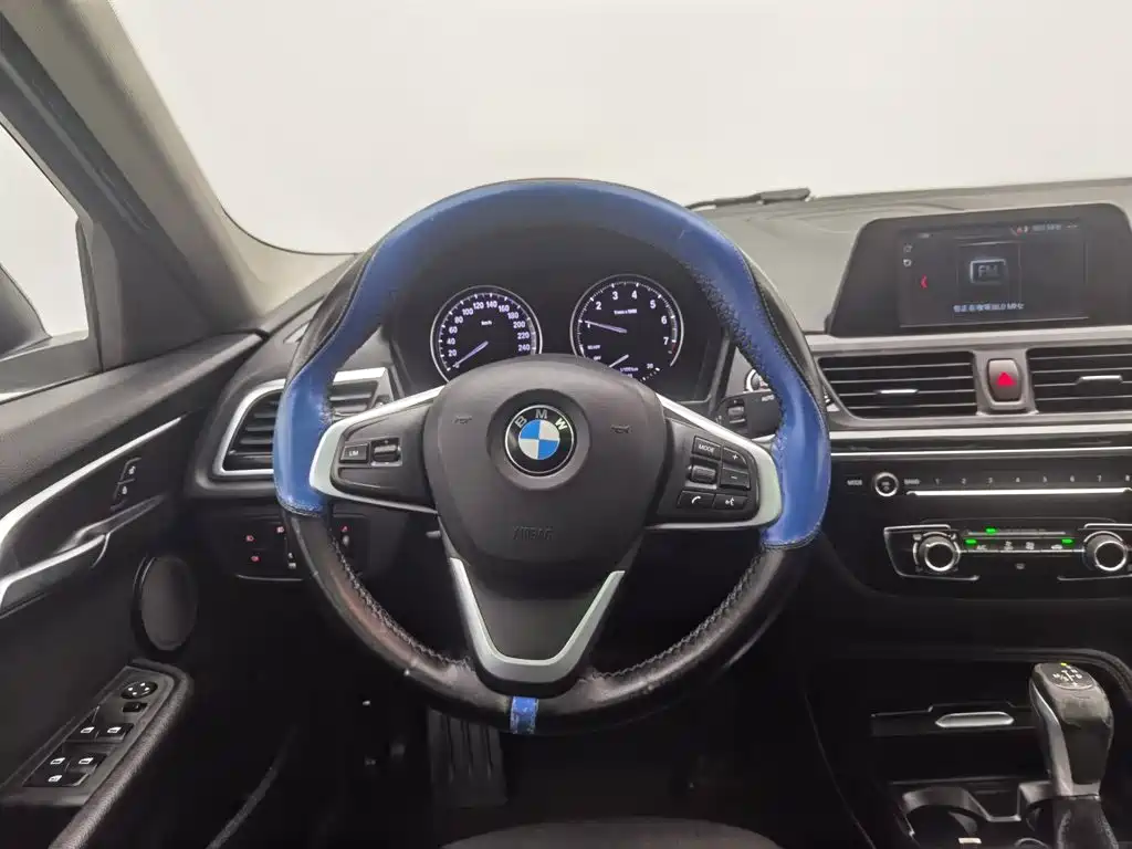 BMW 1 Series — фото 11