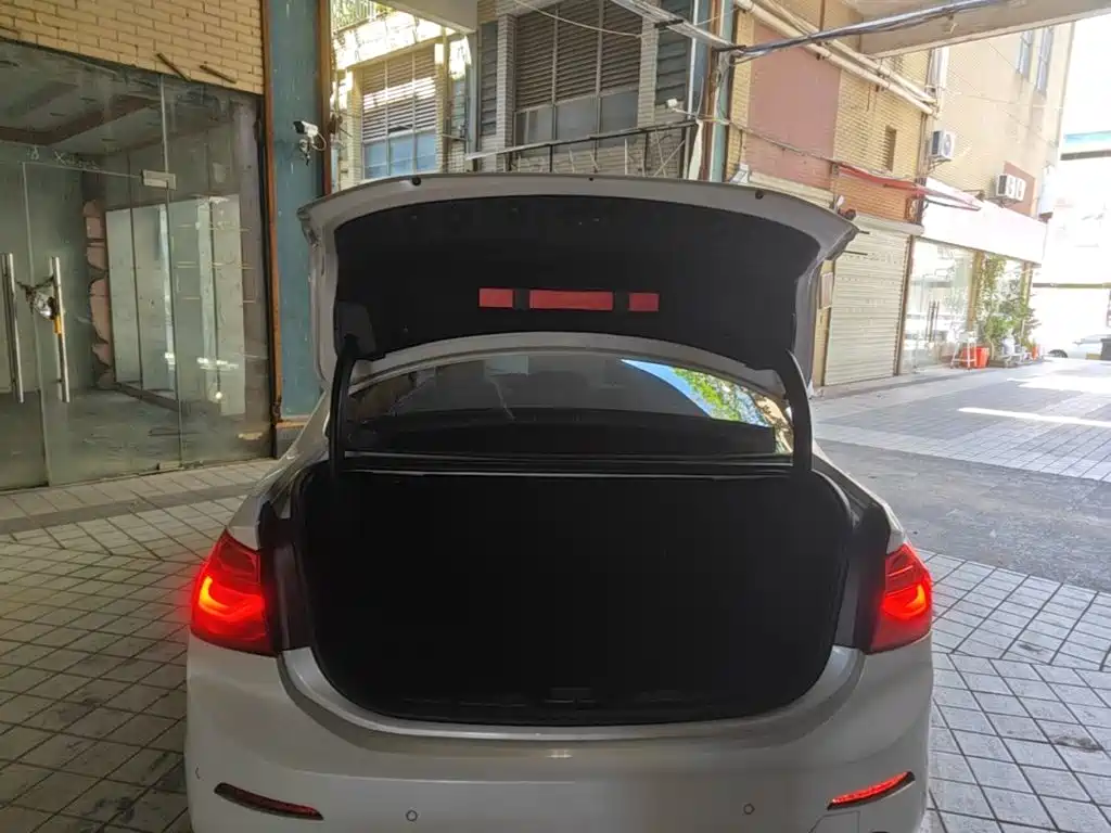 BMW 1 Series — фото 19