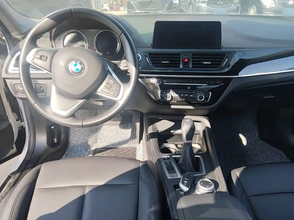 BMW 1 Series — фото 10