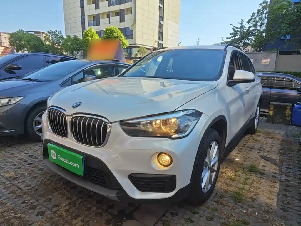 BMW X1 — фото 2