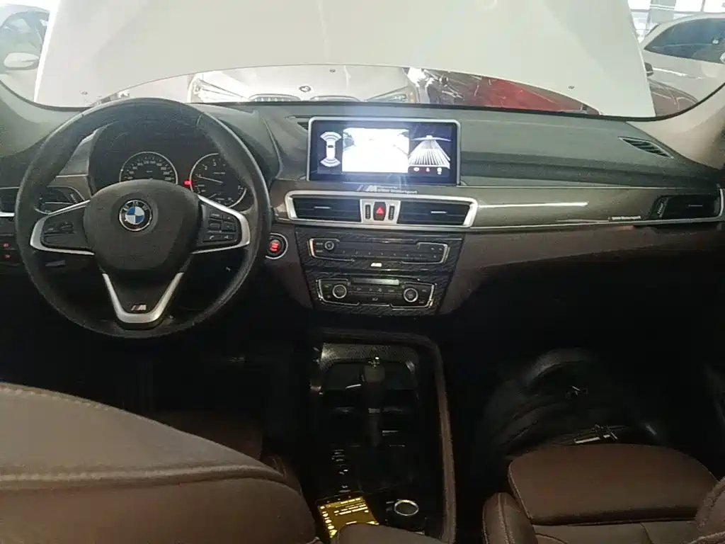 BMW X1 — фото 10