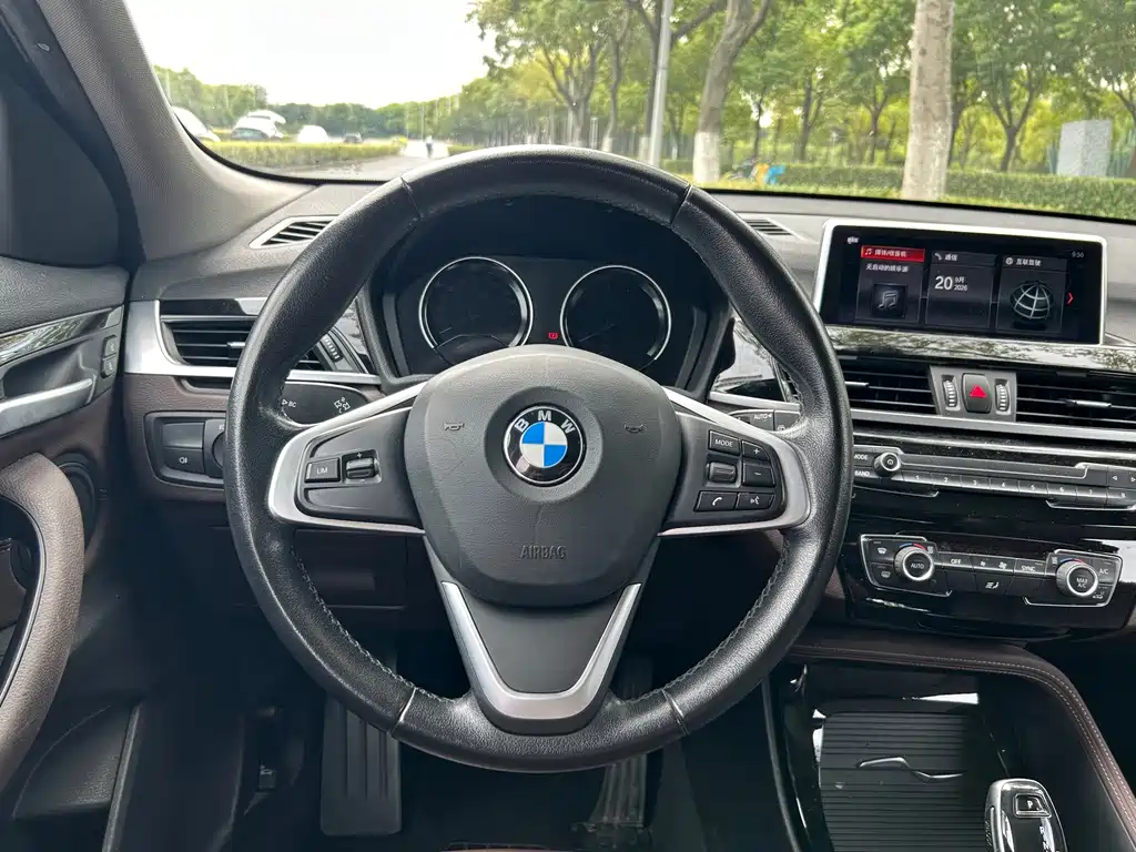 BMW X2 — фото 10