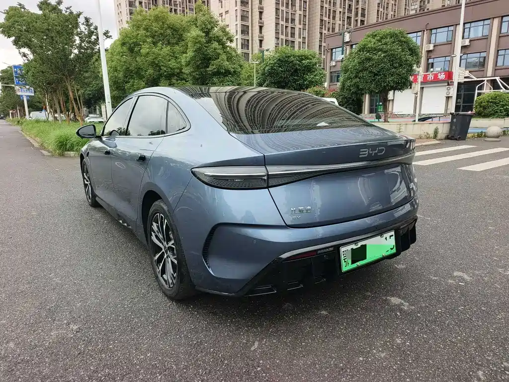 BYD Seal — фото 7