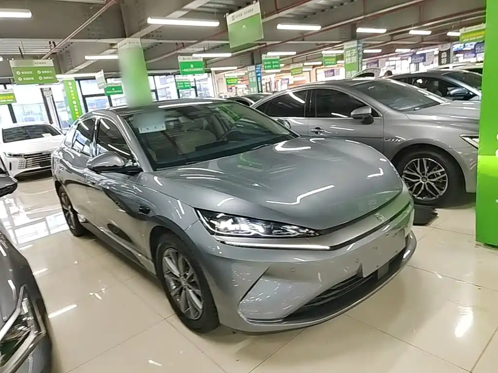 BYD Qin L — фото 4